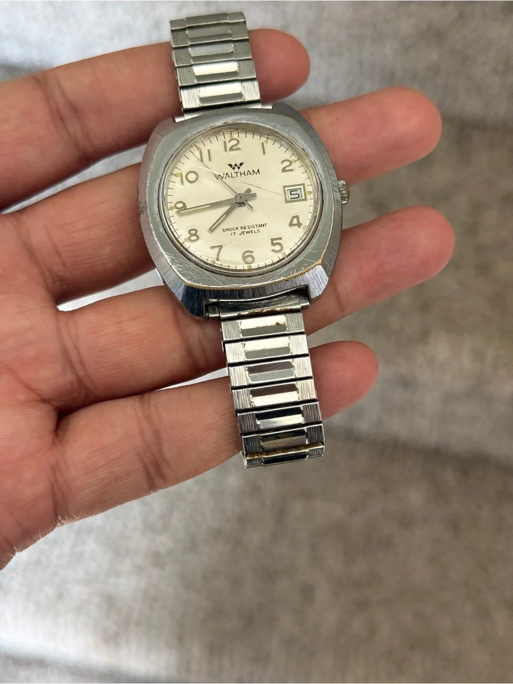 Waltham vintage 17 Jewels Manual Wind Cushion Case shock resistant men’s watch